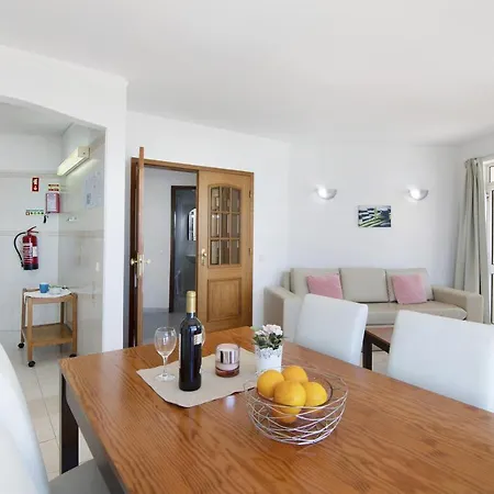 Camoes 11C - Vista Mar, Com Piscina Apartman Armação de Pêra